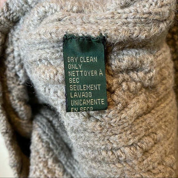 Exclusive Hand Knit for Lauren Ralph Lauren - Picture 4 of 4